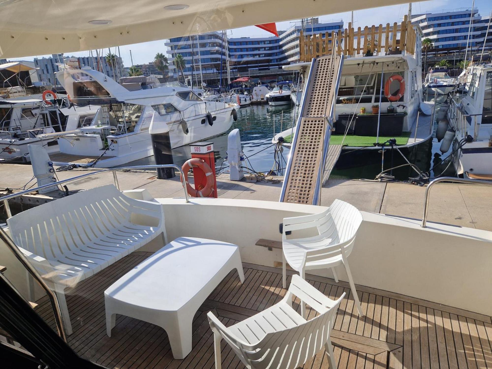 Yate En Port Forum Barcelone